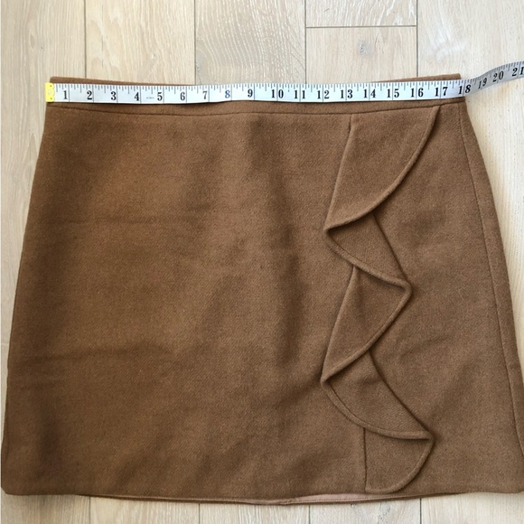 NWT J. Crew Mercantile Wool Frill Detailed Mini Skirt in Camel Size 14 - Picture 2 of 10